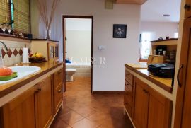 Opatija, centar - 3S+DB stan s pogledom na more, 113 m2, Opatija, شقة