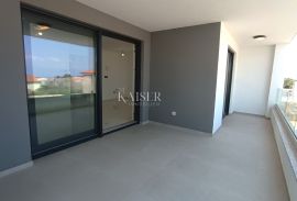 Malinska, Otok Krk- stan 110m² s bazenom, Malinska-Dubašnica, Wohnung