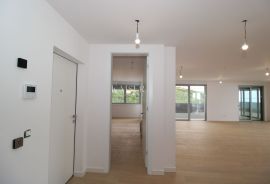 Opatija, penthouse, blizina centra, pogled na Opatiju i Kvarner s vrha krova, Opatija, Stan