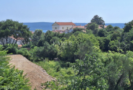 Nerezine, otok Lošinj - atraktivno zemljište s projektom i pogledom na more, Mali Lošinj, Land