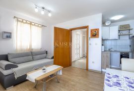 Karlobag - apartman 66m2, 1. red do mora, Karlobag, Stan