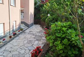 Opatija,okolica, mansarda, jednosoban stan s terasom i veličanstvenim pogledom, Opatija, Wohnung