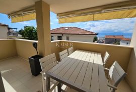 Otok Krk, Malinska - apartman 100m2, pogled more, Malinska-Dubašnica, شقة