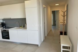 Istra - Poreč, stan sa bazenom i krovnom terasom, Poreč, Apartamento