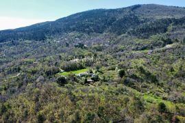 Opatija, Mošćenička Draga - imanje na moru, 8 000 m2, Mošćenička Draga, Casa