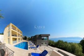 Rabac - kuća 100 m od mora, 430 m2, Labin, Дом