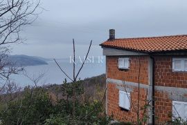 Brseč - kuća s dva dvoetažna stana, 160 m2, Mošćenička Draga, Casa