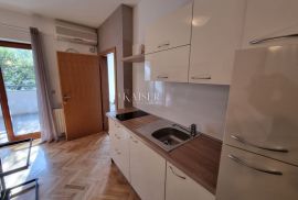 Crikvenica, Selce - dvije etaže sa 4 apartmana, Crikvenica, Stan