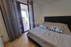 Crikvenica, Selce - dvije etaže sa 4 apartmana, Crikvenica, Appartement