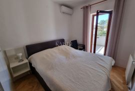 Crikvenica, Selce - dvije etaže sa 4 apartmana, Crikvenica, Appartement