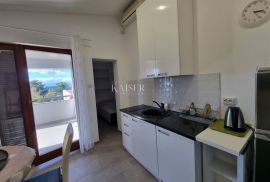 Crikvenica, Selce - dvije etaže sa 4 apartmana, Crikvenica, Appartement