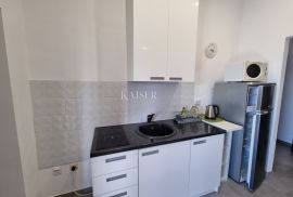 Crikvenica, Selce - kuća sa 5 apartmana, Crikvenica, Casa