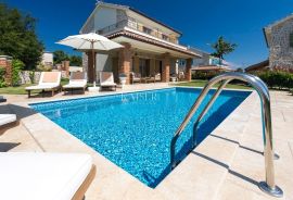 Otok Krk, Dobrinj, okolica - luksuzna villa 180m2, Dobrinj, Haus