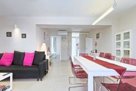 Labin - moderna kuća s bazenom, 180 m2, Labin, بيت