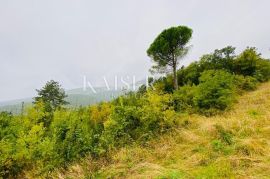 Medveja - građevinsko zemljište 2.red do mora 6000 m2, Lovran, Terreno