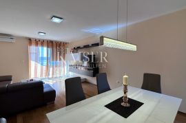 Crikvenica - stan u prizemlju s pogledom na more, 112 m2, Crikvenica, Kвартира