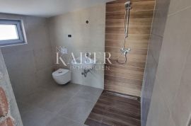 Barban - kuća s bazenom 160 m2 i okućnicom 1100 m2, Barban, Famiglia