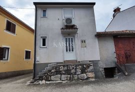 Brseč, srednjovjekovna jezgra - kuća, 87 m2, Mošćenička Draga, Casa