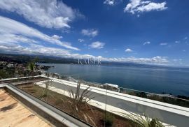 Opatija - Luksuzan penthouse sa krovnom terasom i bazenom 545,38 m2, Opatija, Appartement