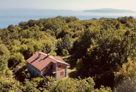 Opatija, Veprinac – Obiteljska kuća s velikim zemljištem u okrilju prirode, Opatija - Okolica, Haus