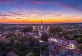 Istra, Žminj - građevinsko zemljište sa pravomoćnom dozvolom za kuću, Žminj, Terreno