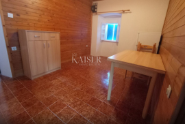 Mošćenička Draga, Brseč - vikendica na moru, 30m2, Mošćenička Draga, Wohnung