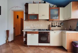 Rijeka, Hosti - ugodan stan, 2S+DB, 60 m2, Rijeka, Appartement