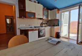 Rijeka, Hosti - ugodan stan, 2S+DB, 60 m2, Rijeka, Appartement