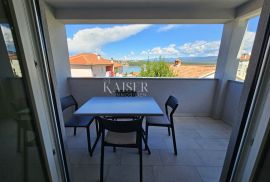 Otok Krk, Soline - apartman u novogradnji 250m od mora, Dobrinj, Διαμέρισμα