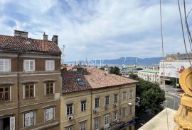 Rijeka, centar -  Dva stana u strogom centru grada  72 m2, Rijeka, Wohnung