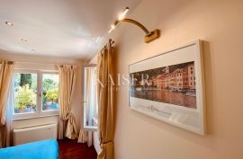 Opatija, okolica – Predivan stan u venecijanskom stilu, 184 m2, Opatija - Okolica, Flat