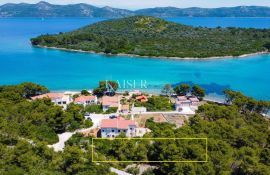 Otok Iž, Mali Iž - građevinsko zemljište 50m od mora, Zadar - Okolica, Tierra