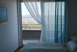 Jadranovo, etaža s prekrasnim pogledom, Crikvenica, Flat