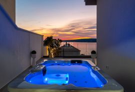 Zadar, Novigrad - villa s bazenom 70m od mora, Novigrad, Σπίτι