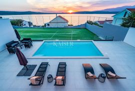 Zadar, Novigrad - villa s bazenom 70m od mora, Novigrad, Σπίτι