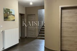 Kastav - kuća u mirnom okruženju s okućnicom 1013 m2, Kastav, Maison