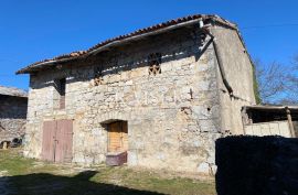 Matulji, Šapjane- Starine sa potencijalom, Matulji, House