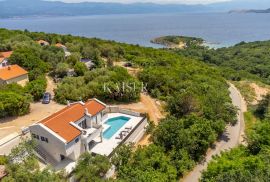 Otok Krk, Risika - luksuzna villa 400 m od mora, Vrbnik, Дом