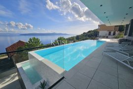 Opatija, okolica - luksuzna villa 340m2 sa bazenom, Opatija, Σπίτι