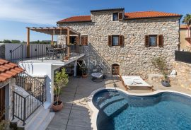 Otok Krk, Risika - luksuzna villa sa bazenom, Vrbnik, Casa