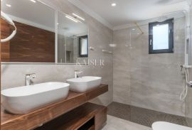 Malinska, otok Krk - Penthouse u luksuznoj villi 80 m od mora, Malinska-Dubašnica, Appartamento