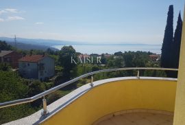 Matulji - kuća s apartmanima, Matulji, Haus