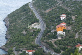 Senj, Bunica – Kuća s devet apartmana 100 metara od plaže, Senj, Kuća