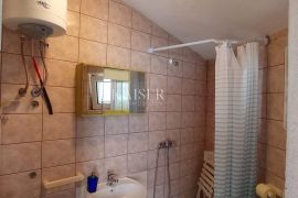 Jadranovo - Kuća sa 5 apartmana, Crikvenica, House