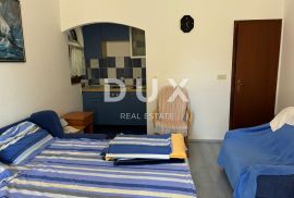 ZADAR, SILBA Dvije kuće s apartmanima - 200 m OD PLAŽE!!, Zadar - Okolica, Kuća