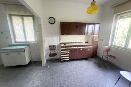 Opatija centar kuća sa 1200 m2 okućnice!, Opatija, Maison