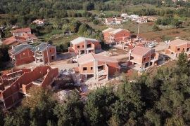 Kuća Prodaja resort-a s obiteljskim luksuznim vilama, Labin, Labin, Maison