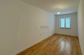 Stan PRODAJA Zadar, Novi Bokanjac, 152 m2, 3s, garaža, priz., višeetažni, Zadar, Famiglia