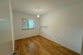 Stan PRODAJA Zadar, Novi Bokanjac, 152 m2, 3s, garaža, priz., višeetažni, Zadar, Famiglia