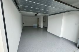 Stan PRODAJA Zadar, Novi Bokanjac, 152 m2, 3s, garaža, priz., višeetažni, Zadar, Famiglia